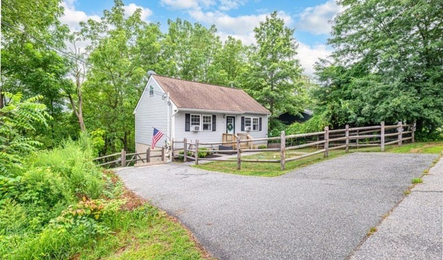1 Robins Ter, Alloway, NJ 07422 - 3 Beds, 1 Bath