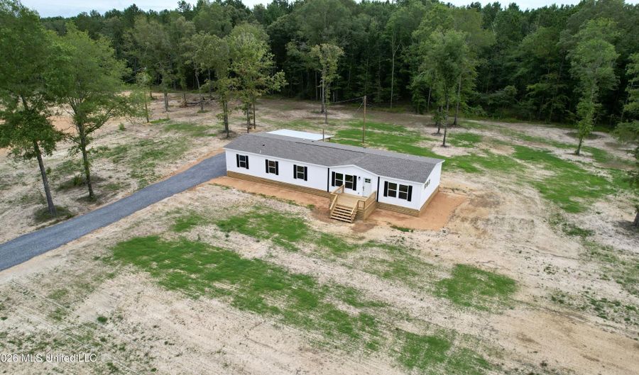 2038 SW Ceasar Trl, Bogue Chitto, MS 39629 - 4 Beds, 3 Bath