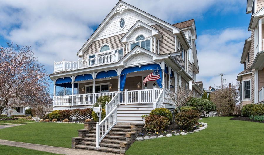 128 Sylvania Ave, Avon By The Sea, NJ 07717 - 5 Beds, 5 Bath
