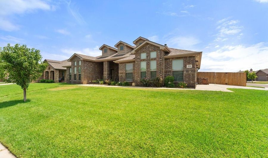 9705 ROCKWOOD Dr, Amarillo, TX 79119 - 4 Beds, 3 Bath
