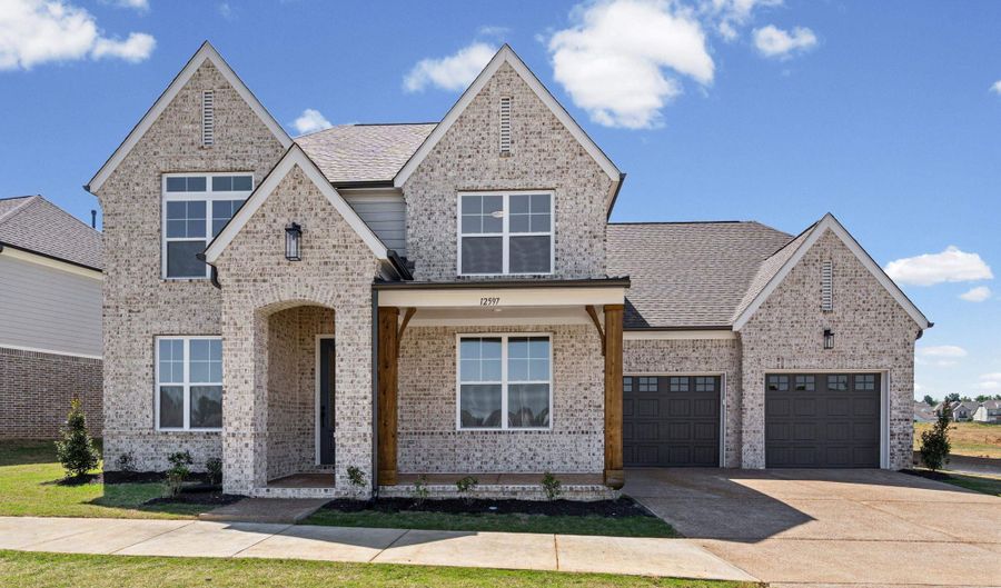 12597 PENROSE Dr, Arlington, TN 38002 - 4 Beds, 3 Bath