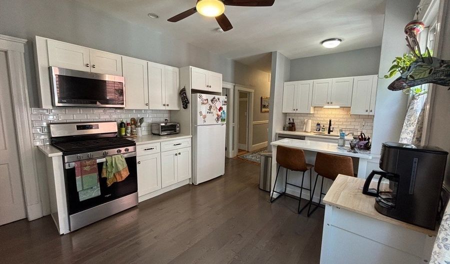 250 Poplar 2, Boston, MA 02131 - 2 Beds, 1 Bath
