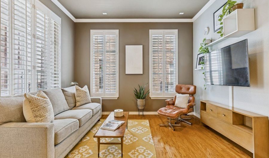 15741 Seabolt 28, Addison, TX 75001 - 2 Beds, 3 Bath