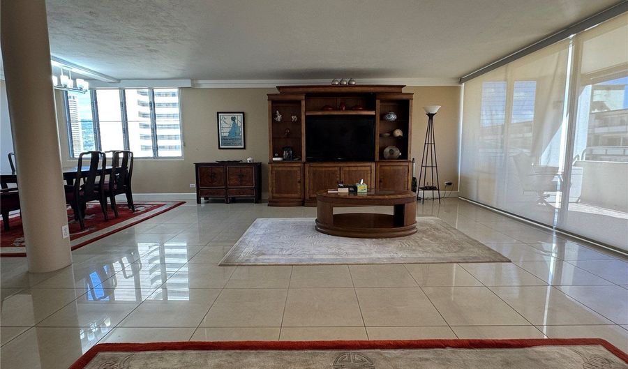 430 Kaiolu St 1101, Honolulu, HI 96815 - 2 Beds, 2 Bath
