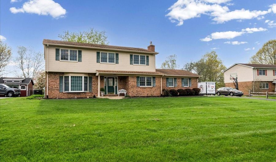 18 KIMMIE Ct, Bear, DE 19701 - 4 Beds, 3 Bath