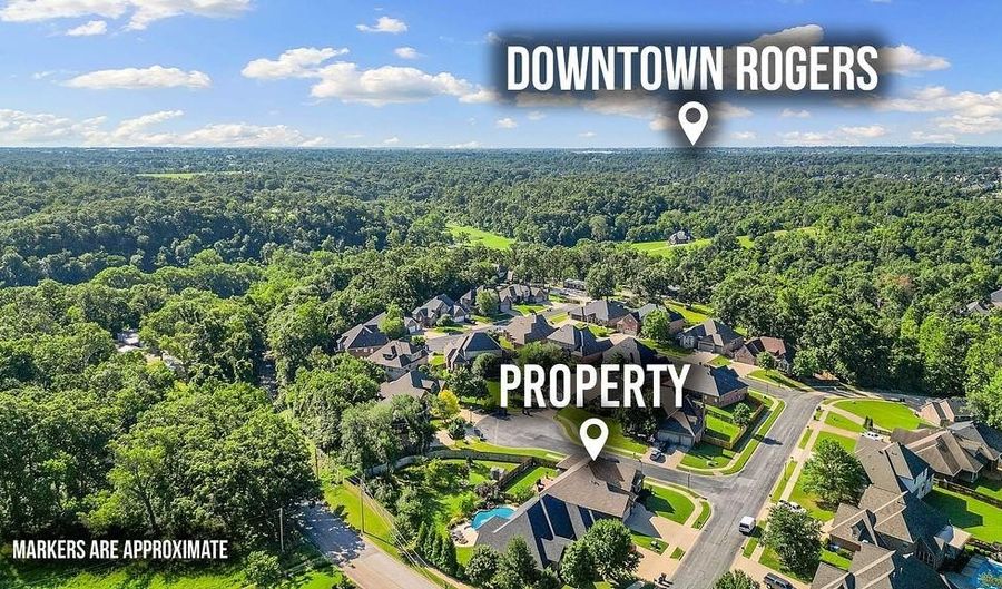 4302 Kensington Ave, Bentonville, AR 72712 - 4 Beds, 3 Bath