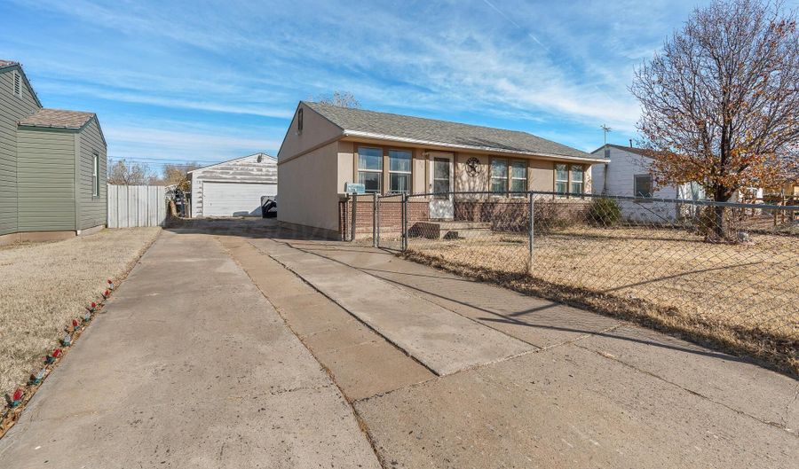 3313 NE 20TH Ave, Amarillo, TX 79107 - 3 Beds, 2 Bath