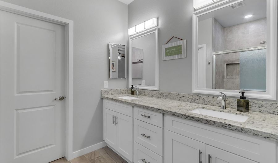12411 W Obregon Dr, Arizona City, AZ 85123 - 2 Beds, 3 Bath