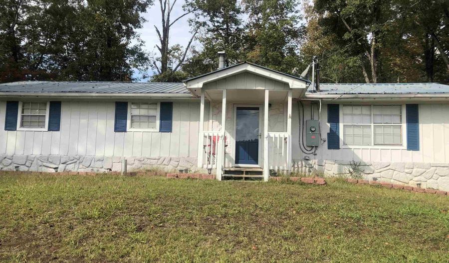 379 HENDERSON CAMP Rd, Adger, AL 35006 - 2 Beds, 1 Bath