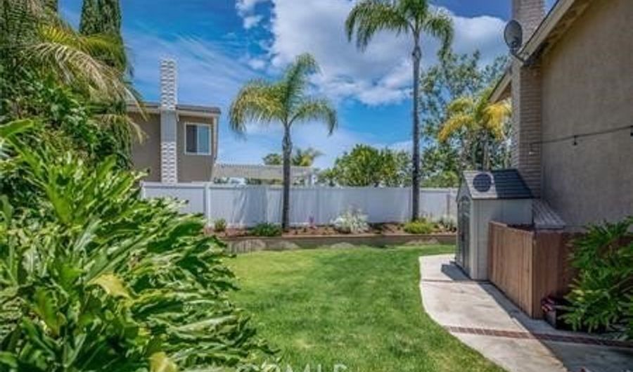 109 Sandpiper Ln, Aliso Viejo, CA 92656 - 2 Beds, 2 Bath