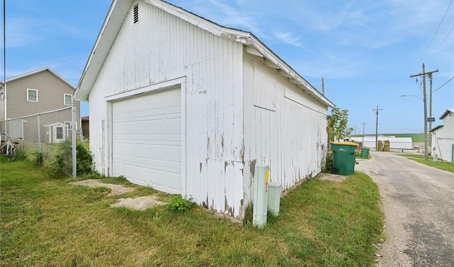 88 Main Ave, Atkins, IA 52206 - 0 Beds, 0 Bath