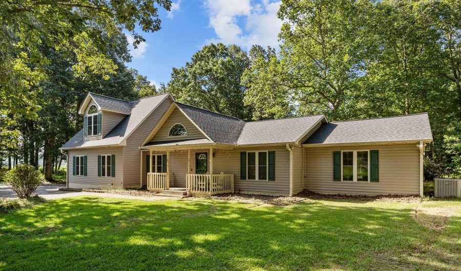2554 Doc Loftin Rd, Ayden, NC 28513 - 3 Beds, 4 Bath