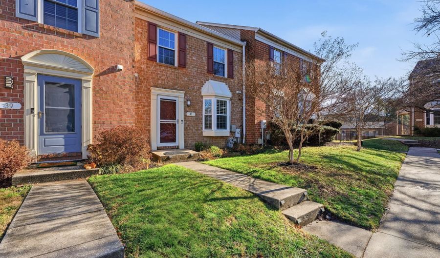 41 JONES FALLS Ter, Baltimore, MD 21209 - 3 Beds, 3 Bath