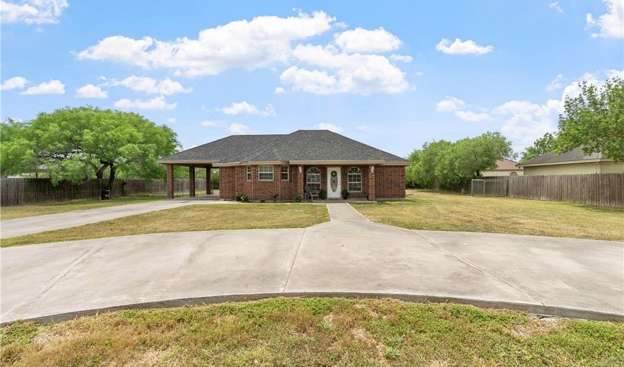 332 County Road 471, Alice, TX 78332 - 3 Beds, 2 Bath