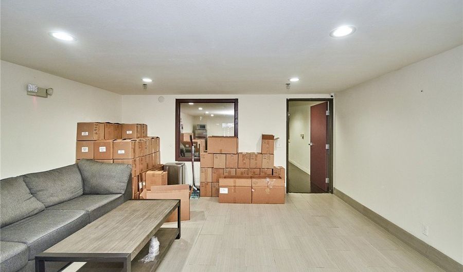 527 W Main St, Alhambra, CA 91801 - 0 Beds, 0 Bath