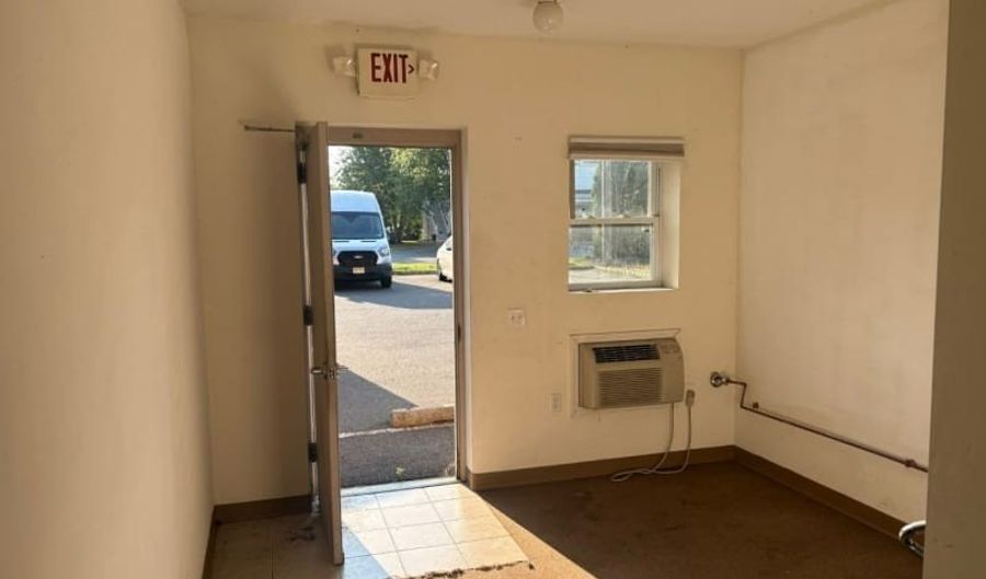 691 E Main St F, Bridgewater Twp., NJ 08807 - 0 Beds, 0 Bath