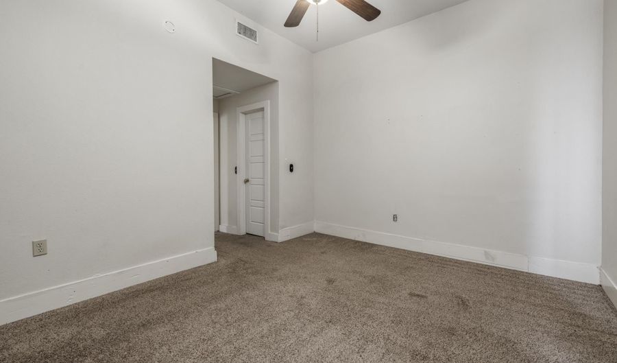 1114 Oconnell St, Arkadelphia, AR 71923 - 2 Beds, 2 Bath