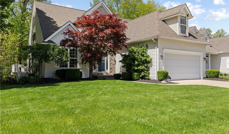 435 Country Walk, Amherst, OH 44001 - 3 Beds, 3 Bath