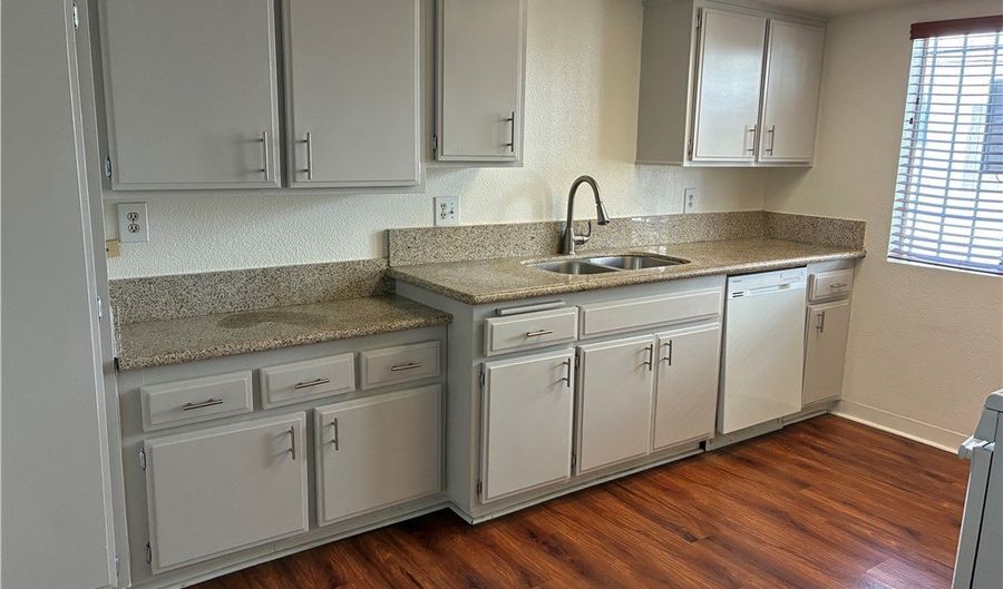 1813 Pepper St 2, Alhambra, CA 91801 - 2 Beds, 2 Bath