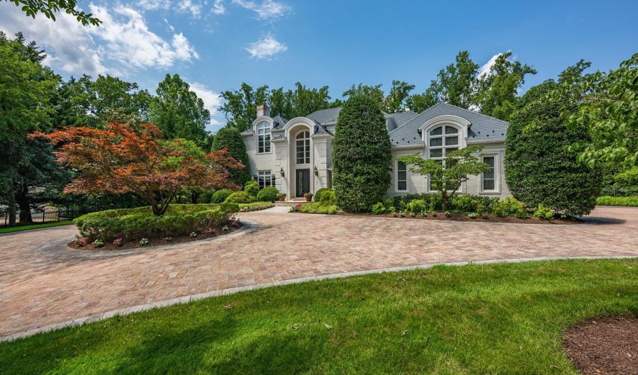 9204 REDWOOD Ave, Bethesda, MD 20817 - 5 Beds, 7 Bath
