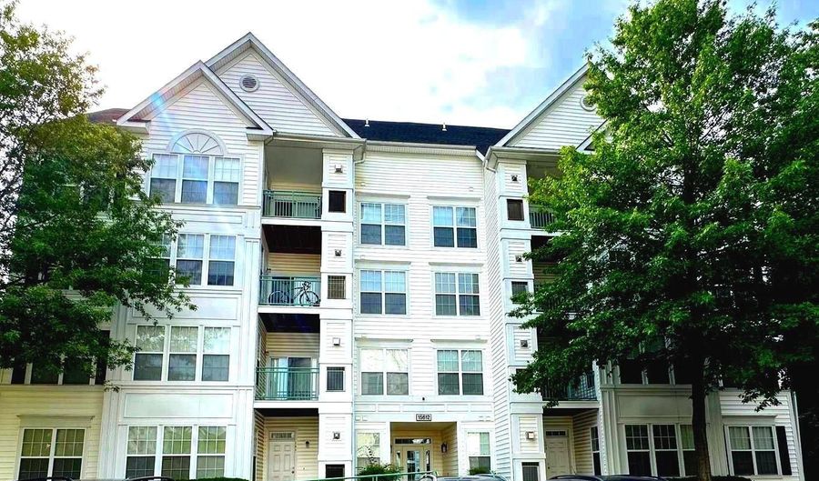 15612 EVERGLADE Ln 401, Bowie, MD 20716 - 2 Beds, 2 Bath