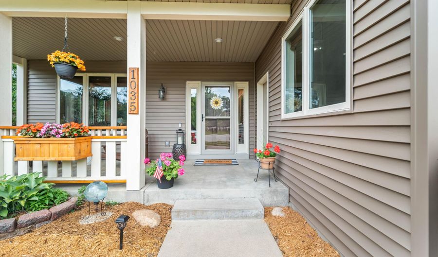 1035 Vermont Ct, Ames, IA 50014 - 4 Beds, 4 Bath