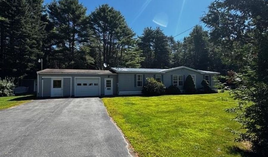 21 Brighton Rd, Athens, ME 04912 - 3 Beds, 2 Bath