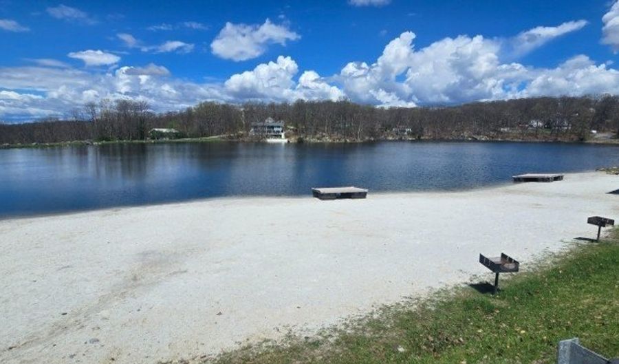 61 Lakeside Dr NW, Alloway, NJ 07461 - 3 Beds, 3 Bath