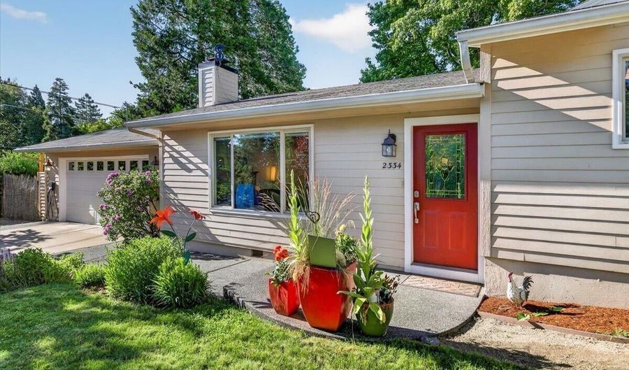 2334 Black Oak Way, Ashland, OR 97520 - 3 Beds, 2 Bath