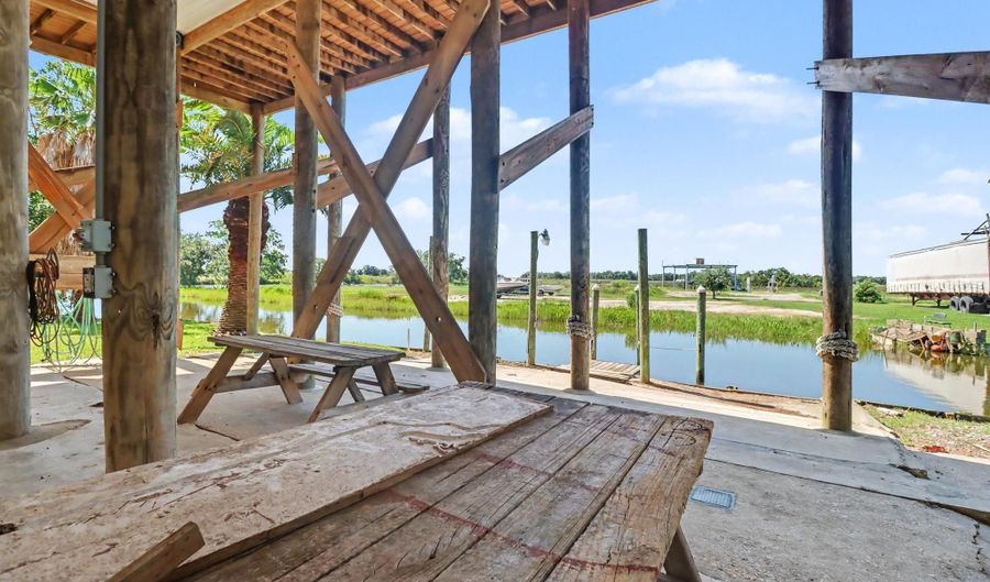 10019 E Bayou Rd, Bay St. Louis, MS 39520 - 3 Beds, 2 Bath