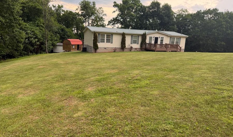 2298 Mountain Vw, Alderson, WV 24910 - 3 Beds, 2 Bath