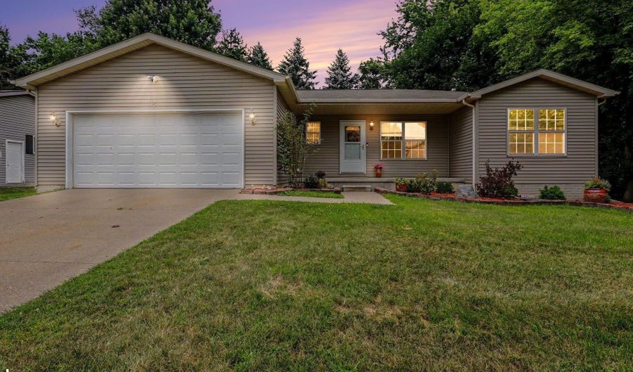 593 Allison Dr, Almont, MI 48003 - 3 Beds, 3 Bath