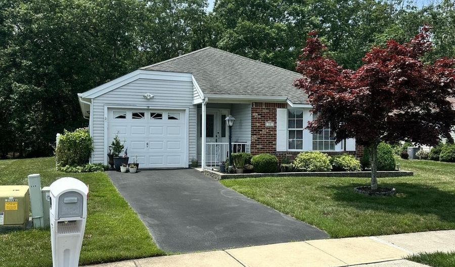 19 Dogwood Dr, Barnegat, NJ 08005 - 2 Beds, 2 Bath