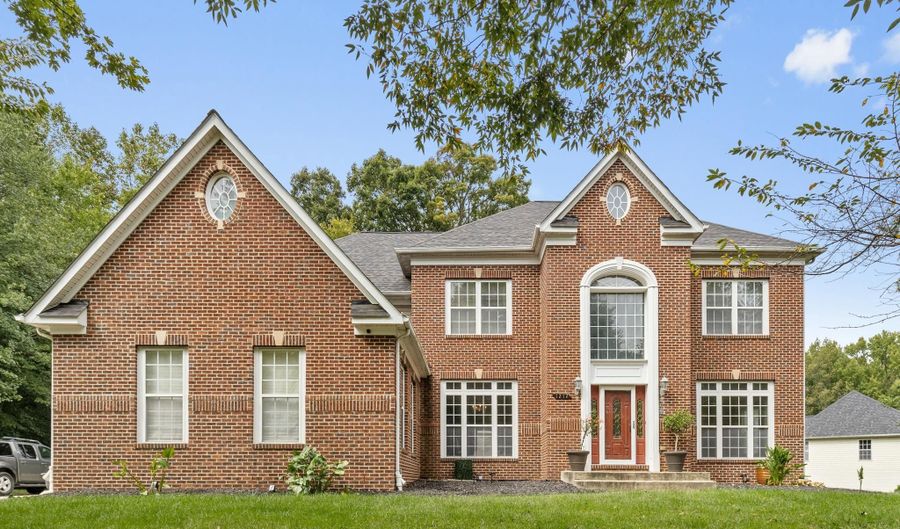 1212 GRANADA St, Accokeek, MD 20607 - 4 Beds, 5 Bath