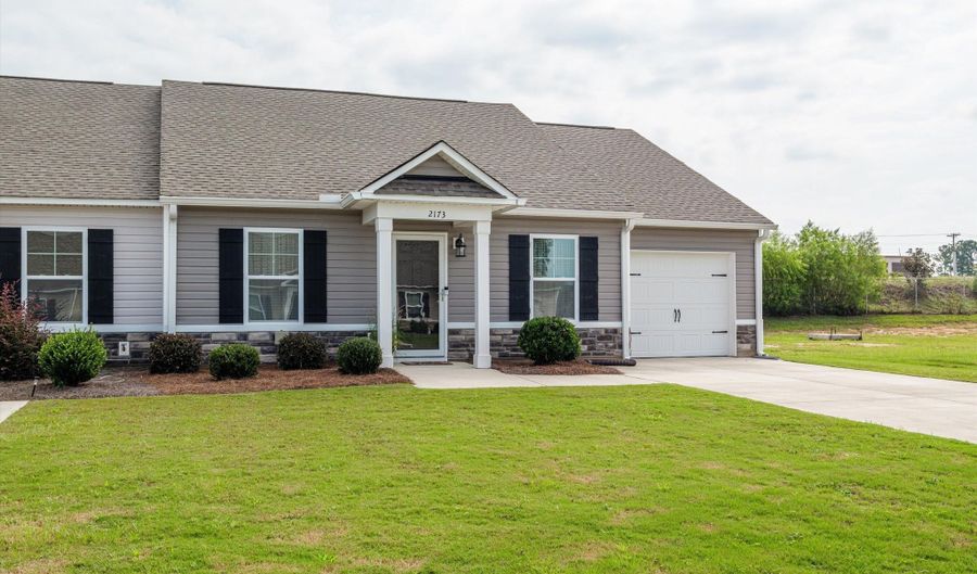 2173 Catlet Ct, Aiken, SC 29803 - 3 Beds, 2 Bath