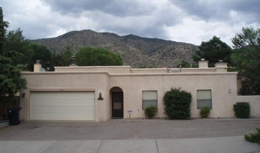 2820 Palo Verde Dr NE A, Albuquerque, NM 87112 - 3 Beds, 2 Bath