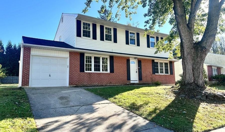 504 HEMINGWAY Dr, Hockessin, DE 19707 - 4 Beds, 3 Bath