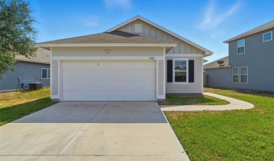 1905 Estes Flats Dr, Aransas Pass, TX 78336 - 4 Beds, 2 Bath