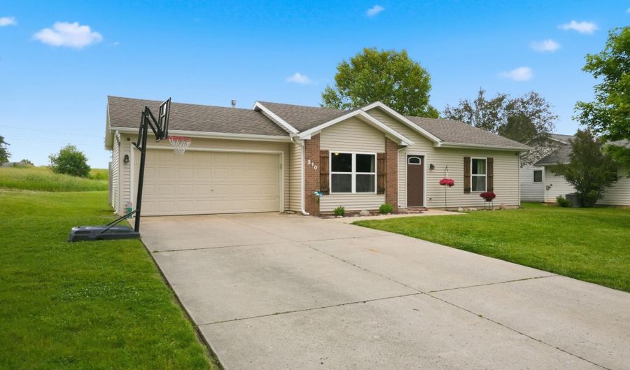 210 Sammy Dr, Avilla, IN 46710 - 3 Beds, 1 Bath