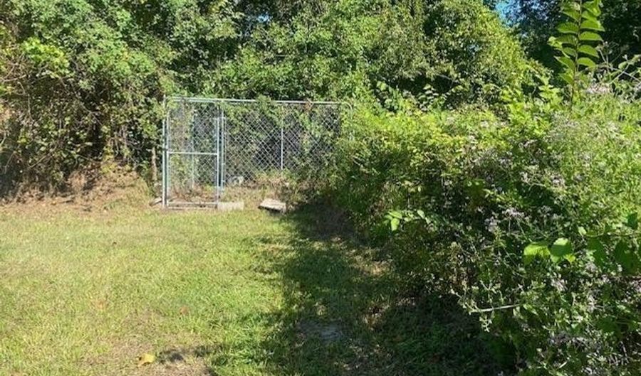 2815 74th Ave, Baton Rouge, LA 70807 - 3 Beds, 1 Bath