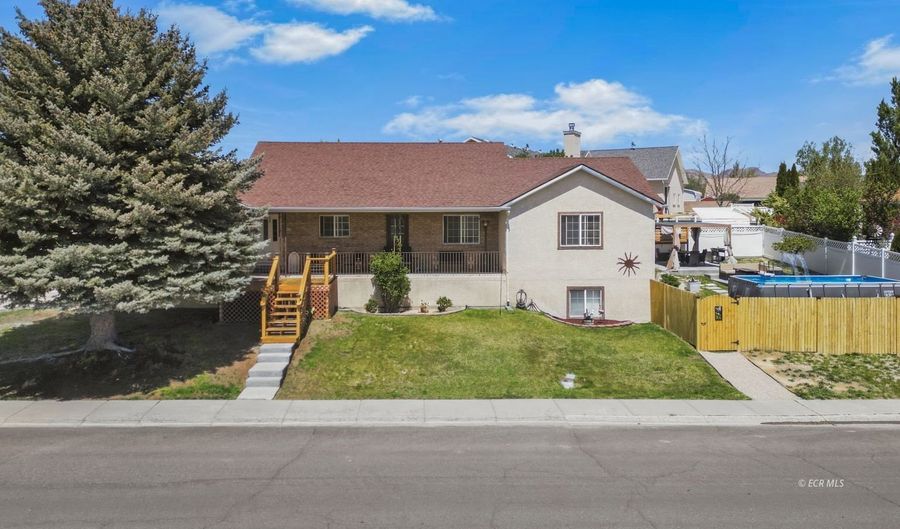 322 Cottonwood Dr, Elko, NV 89801 - 4 Beds, 3 Bath