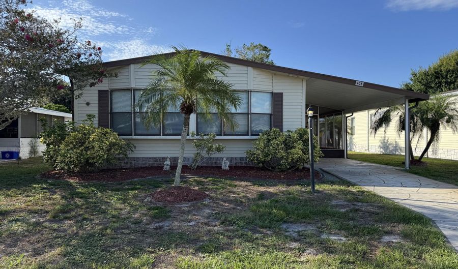 905 Dogwood Dr, Barefoot Bay, FL 32976 - 2 Beds, 2 Bath