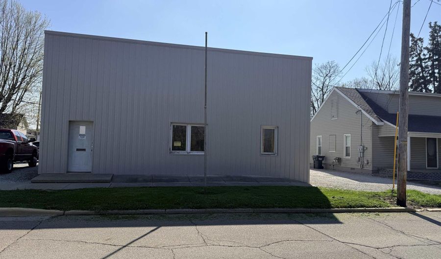 109 S Clinton St, Alexandria, IN 46001 - 0 Beds, 0 Bath