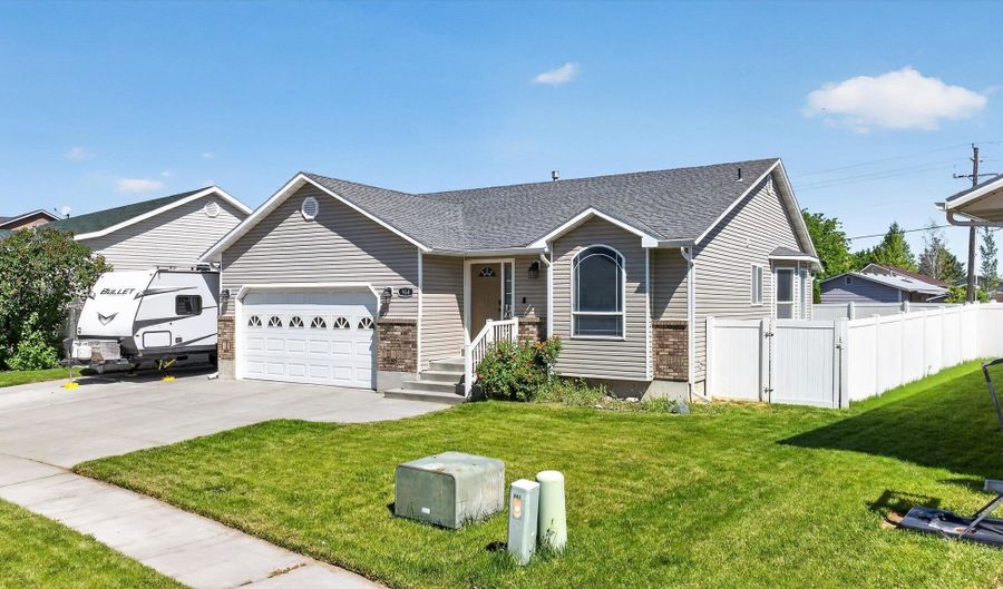 964 Margaret St, Chubbuck, ID 83202 - 7 Beds, 3 Bath