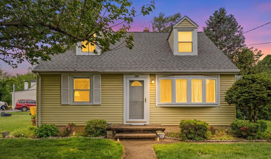306 CLIFTON Ave, Arnold, MD 21012 - 3 Beds, 1 Bath