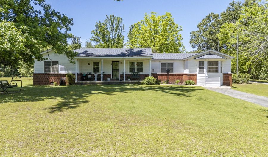 2884 SANDY FLAT Rd, Bethel Springs, TN 38315 - 4 Beds, 2 Bath