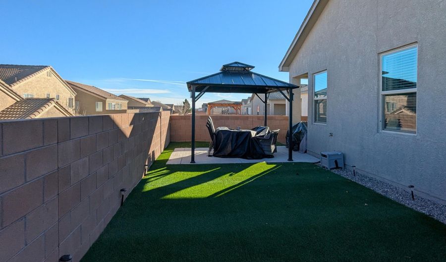 2706 Cantara Ln SW, Albuquerque, NM 87121 - 4 Beds, 2 Bath