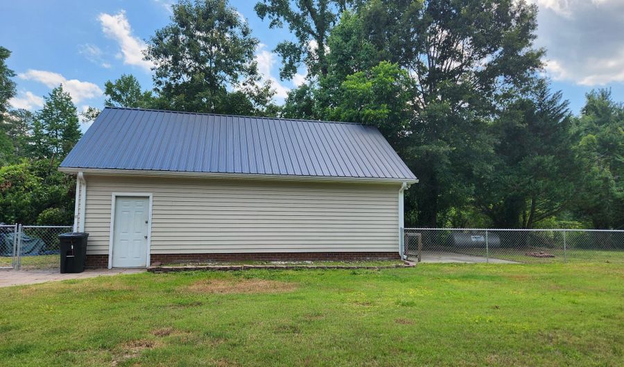 2605 N Nc Highway 305, Aulander, NC 27805 - 4 Beds, 2 Bath