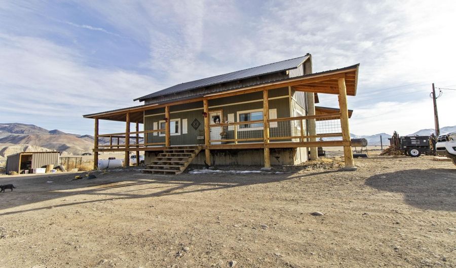 699 Stephens Rd, Challis, ID 83226 - 4 Beds, 3 Bath