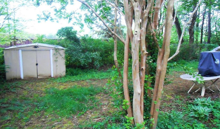 5100 10TH St N, Arlington, VA 22205 - 3 Beds, 2 Bath